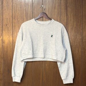 R Embroidered Cropped
Sweatshirt — Women's M